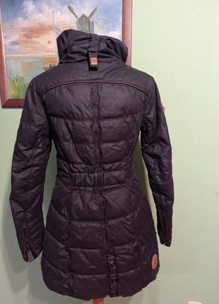 Пальто зимнее, женственное, возможно подростковое.р 42-44.очень теплое на меху.1 фото