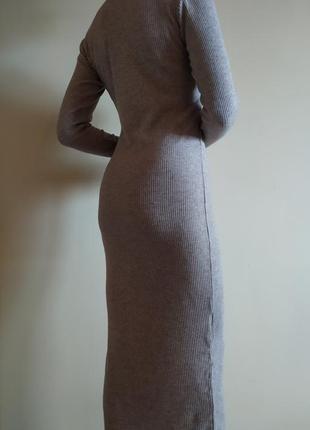 Довга сукня плаття в дрібний рубчик2 фото