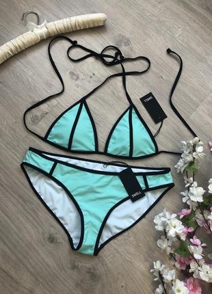 Классный купальник с чашечками