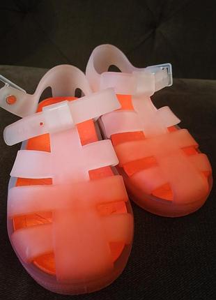 Аквашузы, сандали силиконовые