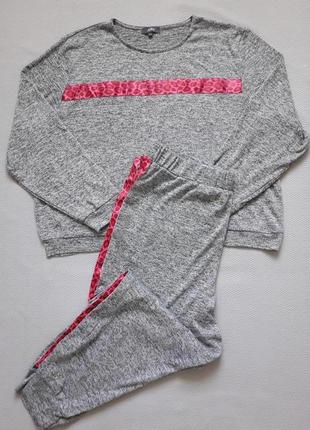 Мегакрутой костюм серый меланж с контрастными вставками большого размера studio