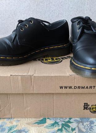 Туфлі dr. martens vegan 1461