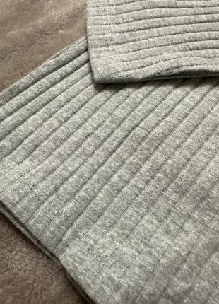 Zara мʼякенький гольфик в рубчик