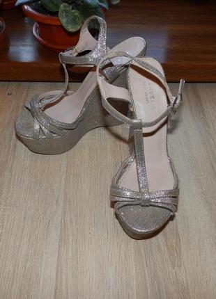 Сандалии , босоножки carvela kurt geiger silver platform sandals