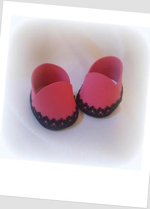 Взуття, сліпони з фоамірану для текстильних ляльок на розмір устілки 4,5 х 3,5 см. колір рожевий2 фото