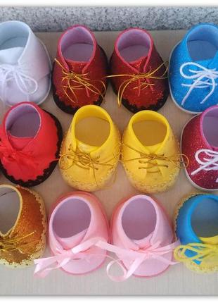 Обувь, ботинки из фоамирана для интерьерных текстильных кукол на размер стельки 4,5 х 3,5 см. цвет малиновый5 фото