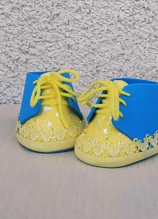 Обувь, ботинки из фоамирана для интерьерных текстильных кукол размер стельки 4,5 х 3,5 см. цвет желто-голубой4 фото