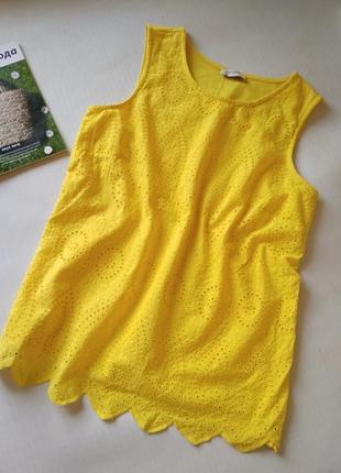 Жёлтая кофточка с прошвой papaya