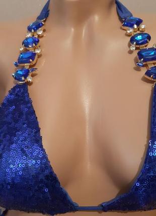 Ефектний ексклюзивний роздільний купальник електрик з камінням, стразами, паєтками4 фото