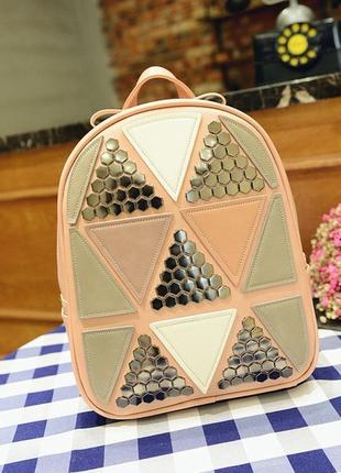 Стильный женский рюкзак розовый