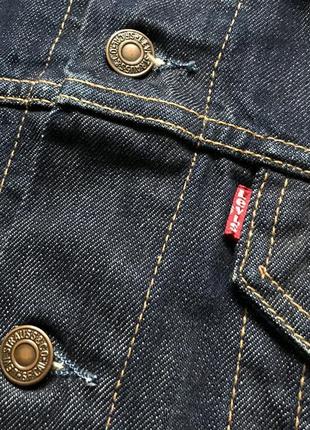 Женская классическая джинсовая куртка levis4 фото