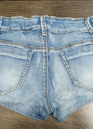 Шикарні джинсові шорти на дівчинку3 фото