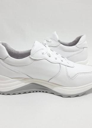 Жіночі кросівки шкіряні весняно-осінні білі розміри! 38,41 код 38-116 фото