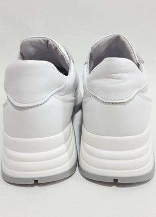 Жіночі кросівки шкіряні весняно-осінні білі розміри! 38,41 код 38-117 фото