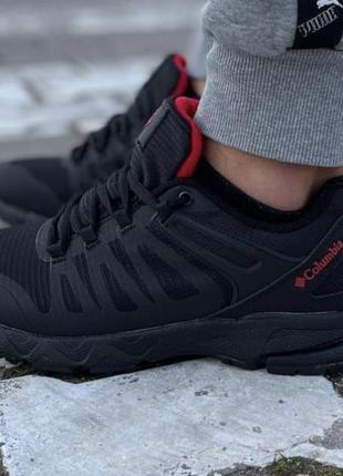 Мужские кроссовки  columbia black red