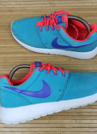 Кроссовки nike roshe run размер 36 (23 см.)