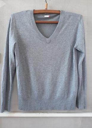 Свитер серый  outfit