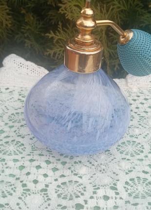 Продам в новом состоянии флакон для духов из стекла