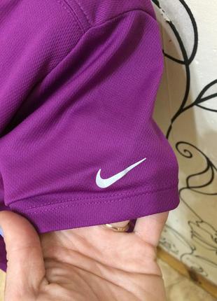 Спортивная футболка nike . оригинал4 фото