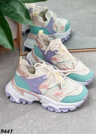 Молочные фиолетовые женские кроссовки на высокой подошве утолщенной10 фото