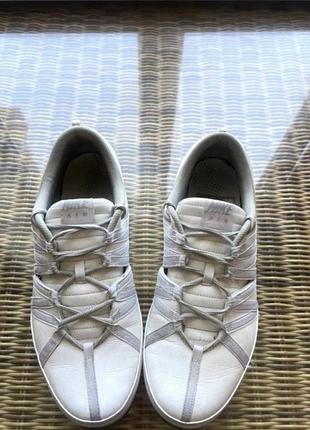 Кожаные кроссовки nike air оригинальные белые4 фото