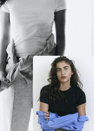 Базовая футболка h&m из мягкого трикотажа в рубчик из смеси хлопка и модала