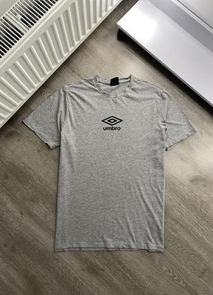 Футболка umbro