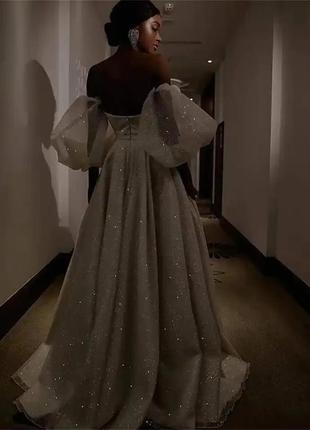 Весільна сукня, біле плаття