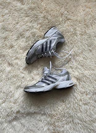 Крассовки женские adiprene adidas
