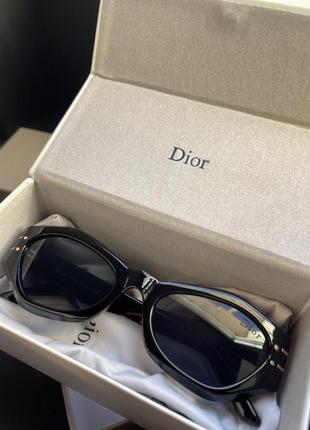 Сонцезахисні окуляри dior