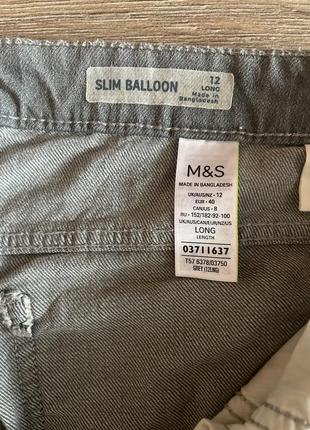 Трендовые серые джинсы slim balloon от marks and spencer7 фото