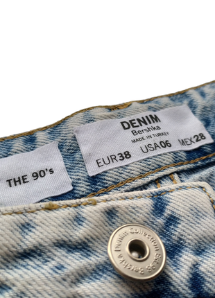 Джинсы женские фирмы bershka. denim. the 90's 1203 фото