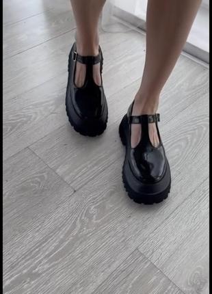 Распродажа кожаные лаковые туфли натуральные дизайн черные пряжка лоферы броги оксфорды скидка базовые идеальные подошва2 фото
