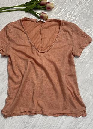 Футболка персикового цвета