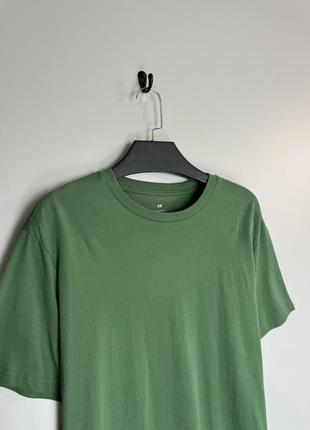 H&amp;m базовая футболка в зеленом цвете. regular fit.4 фото