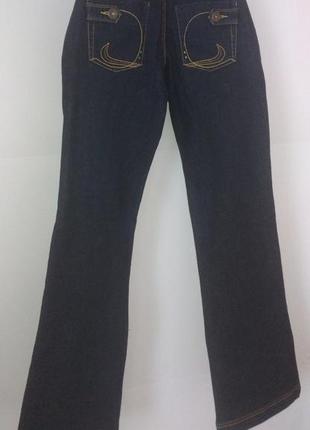 Джинсы с низкой посадкой