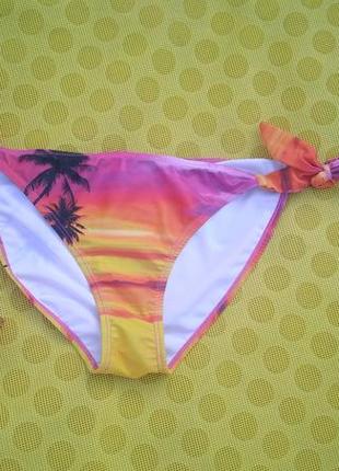 Яркие фирменные плавки blue motion