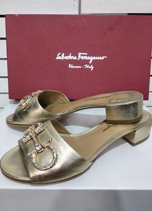 Шлепки босоножки salvatore ferragamo 37,5