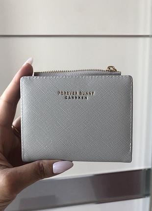 Вишуканий гаманець з пензликом