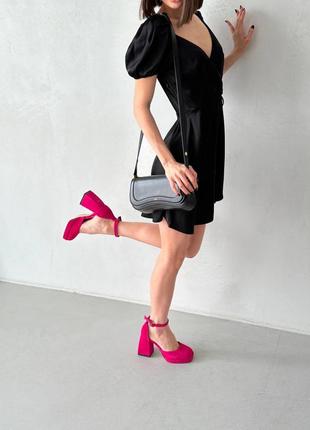Босоножки на каблуку женские замшевые цвета фуксии4 фото