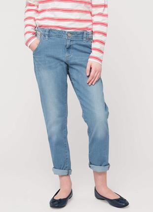 Блакитні джинси бойфренд c&a