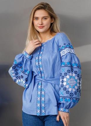 Женская вышитая рубашка вышиванка