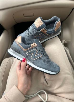 Женские кроссовки new balance 574 dark grey bronze