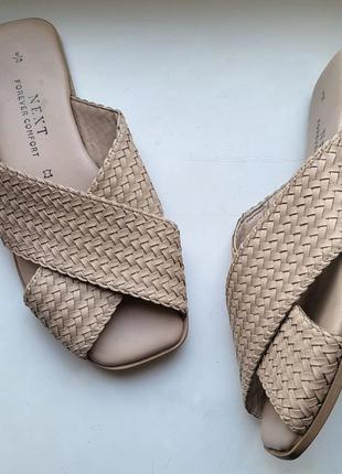 Женские шлепки 
next