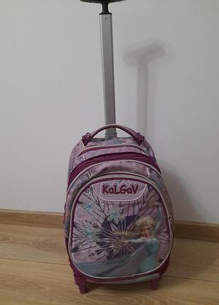 Рюкзак на колесах