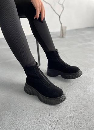 Ботинки черные9 фото
