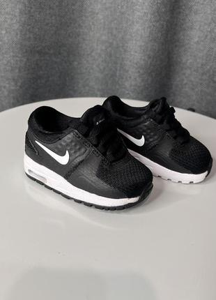 Nike air оригінал на 6-9 місяців us-3c, uk - 2.5, eur - 18.5