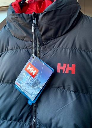 Куртка від helly hansen