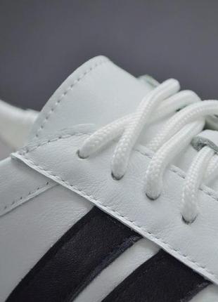 Женские или подростковые спортивные туфли кожаные кеды белые с черным rondo 0320895 фото