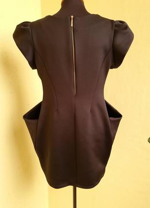 Чорне плаття з неопрену з об'ємними кишенями італія міні коктейльне5 фото